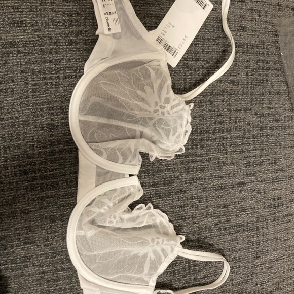 Chantelle Shadows Demi Bra 30F NWT - Picture 3 of 4